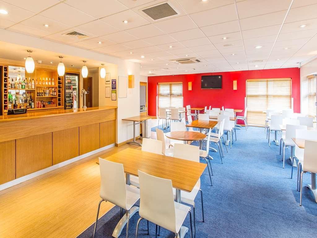 Travelodge Stansted Great Dunmow Restaurante foto