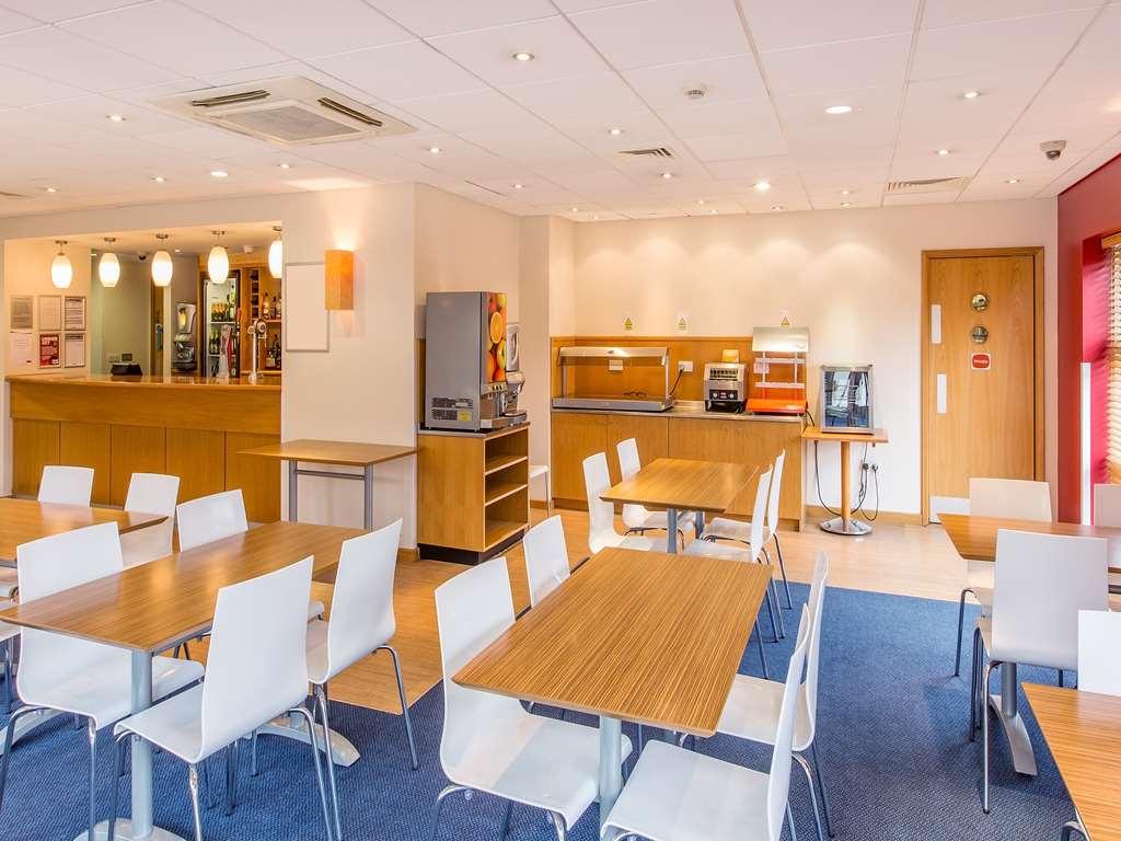 Travelodge Stansted Great Dunmow Restaurante foto